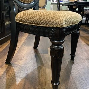 Excellent condition- available 4 chairs